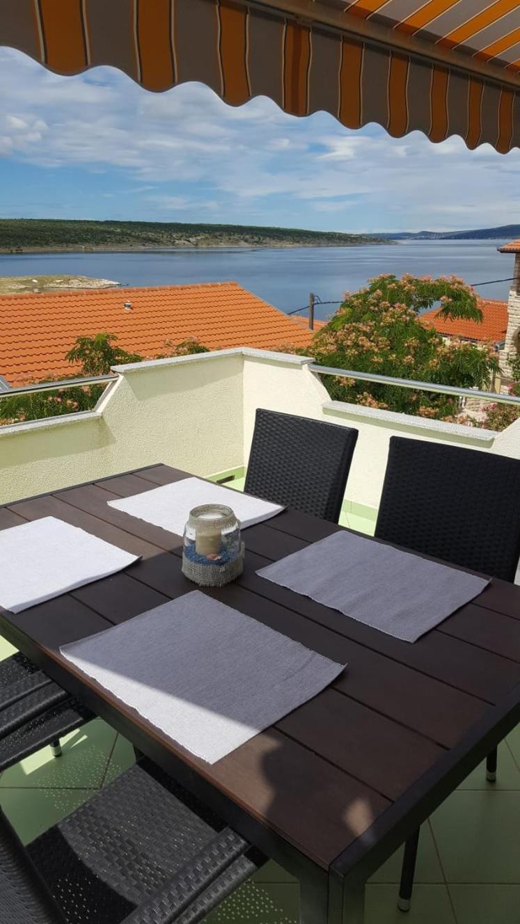 Apartmani Ana - Meka Draga Obrovac Exterior foto
