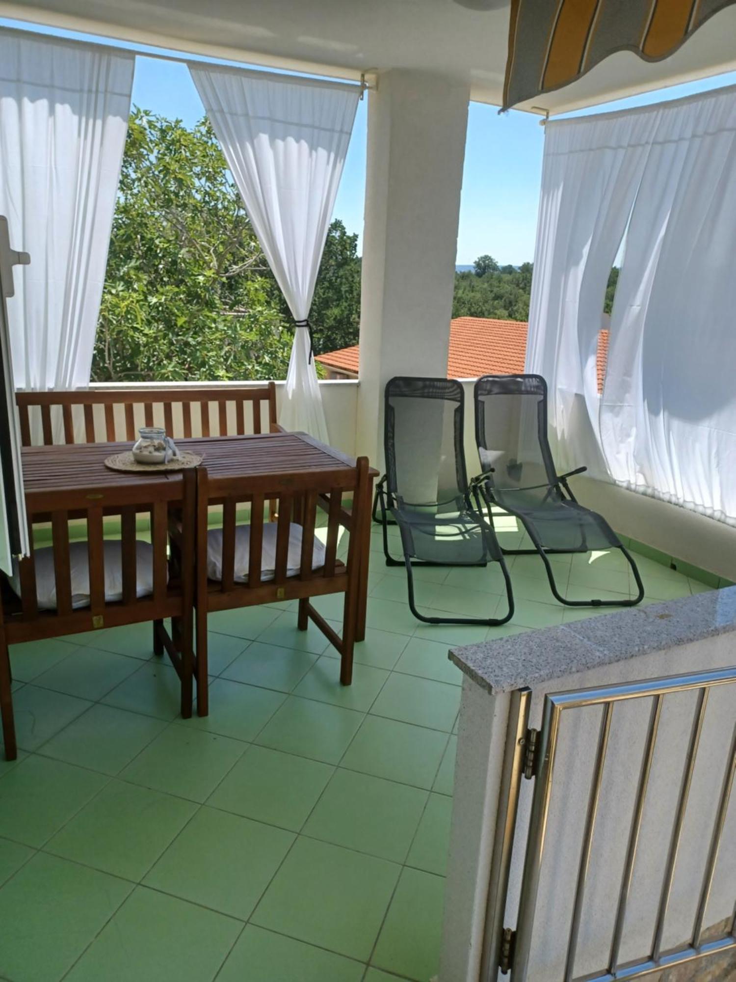Apartmani Ana - Meka Draga Obrovac Exterior foto